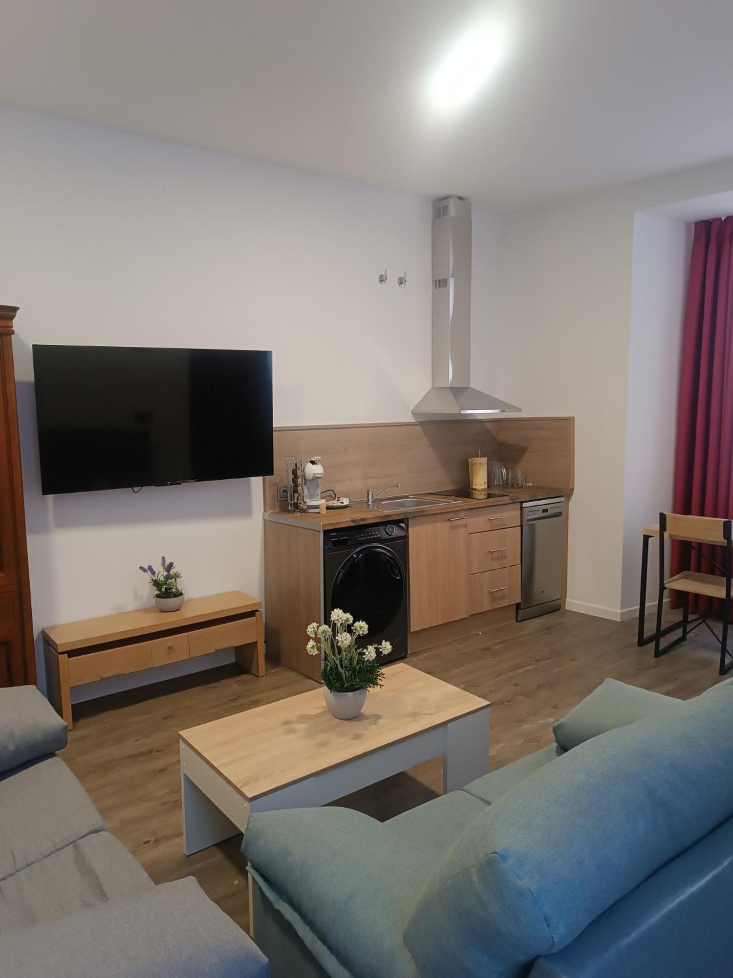 Apartamentosturisticos Puerta Del Alcazar 0-1 * Avila